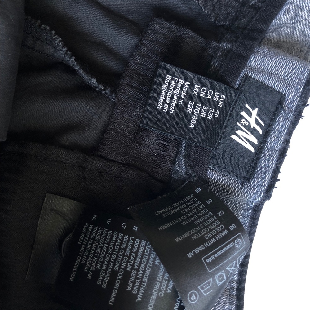 H&M Shorts - Picture 3 of 5